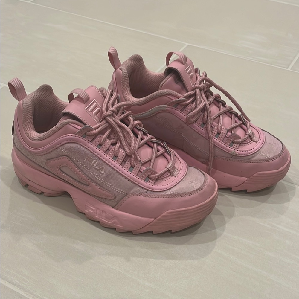 Fila Women's Pink Sneakers